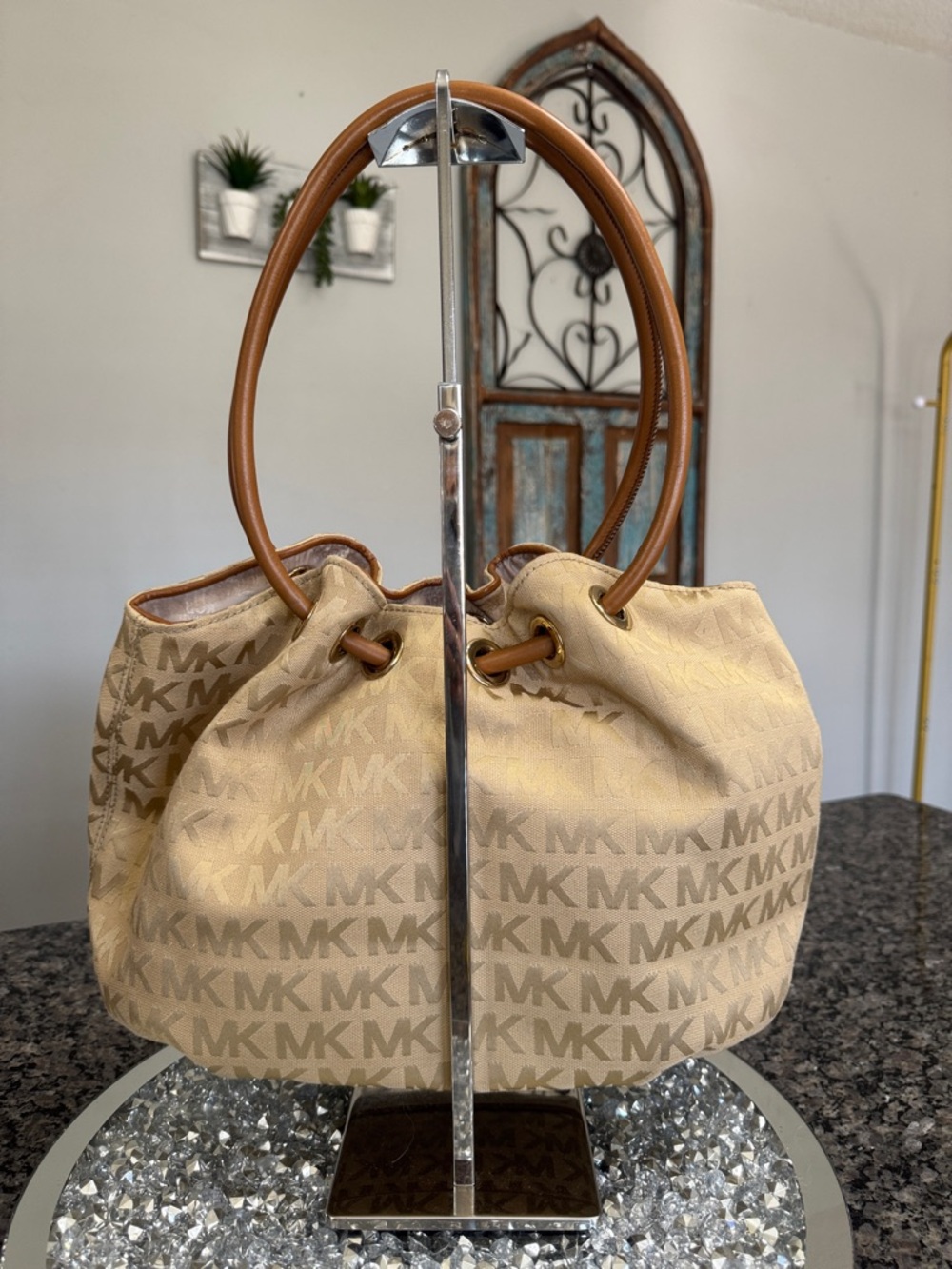 Michael Kors Beige MK Monogram Round handle Tote EUC - Picture 6 of 16